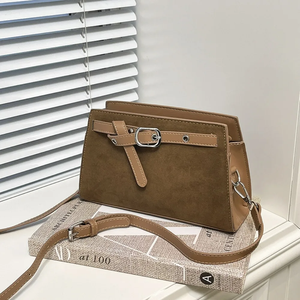 

2025 Autumn Suede Shoulder Bags Luxury Design Shoulder Crossbody Bags For Women Large Capacity Commuting Travel Handbags