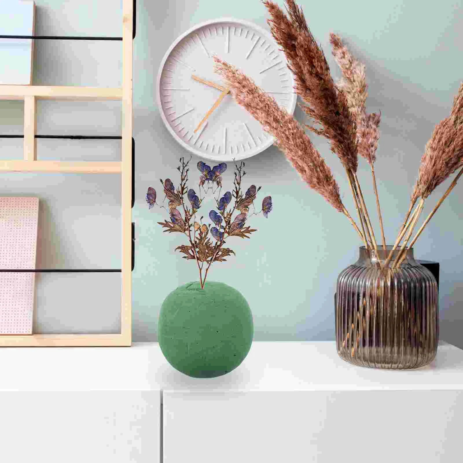 

2 Pcs Balls Artificial Plant Flower Mud Faux Greenery Foam Flowers Wet Hydrangea Sphere Floral Foams Footballs