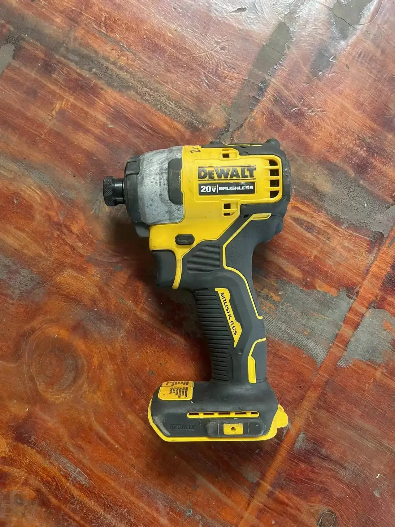 

DEWALT 20V Brushless Impact Driver (Tool Only).USED.SECOND HANG