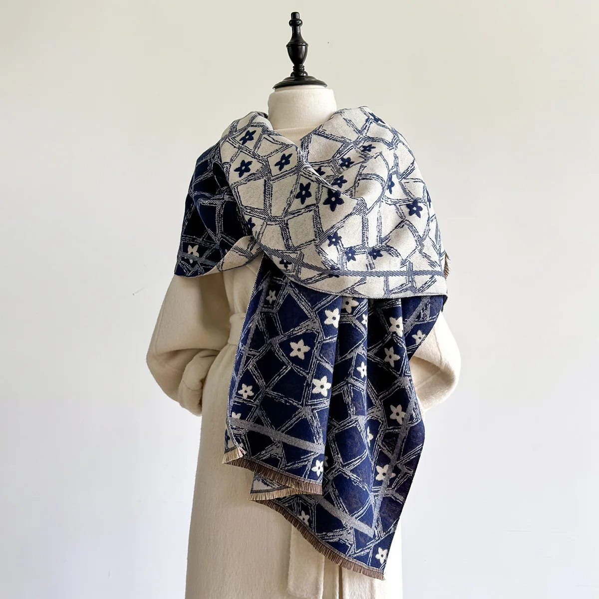 

Новинка 2026, женская осенне-зимняя шаль из искусственного кашемира, теплый жаккардовый шарф со звездами, универсальное одеяло, новые шарфы для защиты шеи