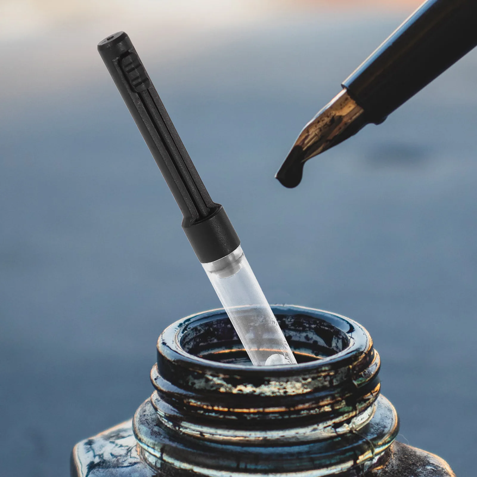 10 Buah Pena Air Mancur Alat Universal Isi Ulang Plastik Paling Kokoh Kapasitas Besar Aksesori Menulis Mudah Diganti