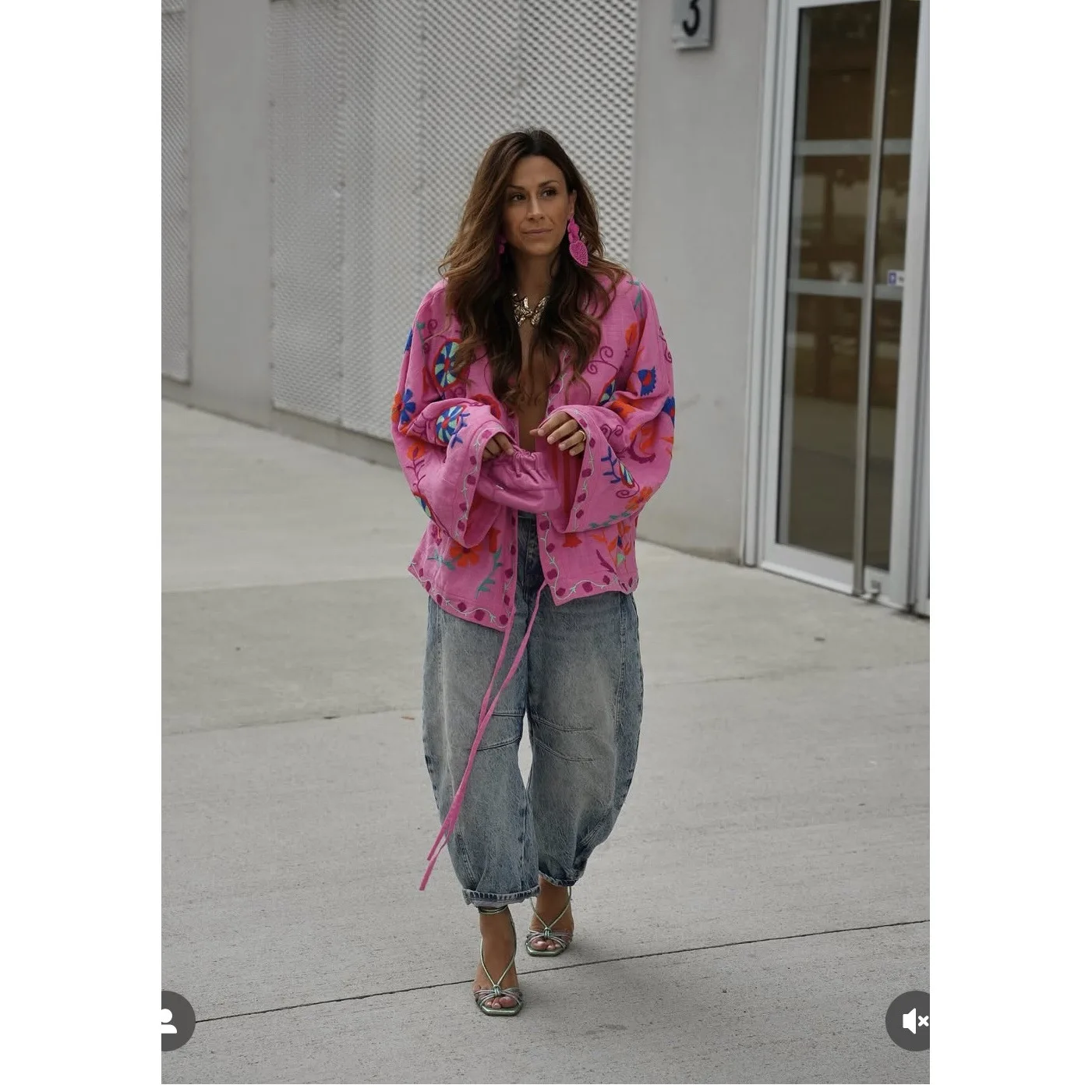 

Elegant Embroidered Long Shirt Versatile Design Lazy Style Age Reduction Slimming Polyester Straight Tube Sleeve V-Neck