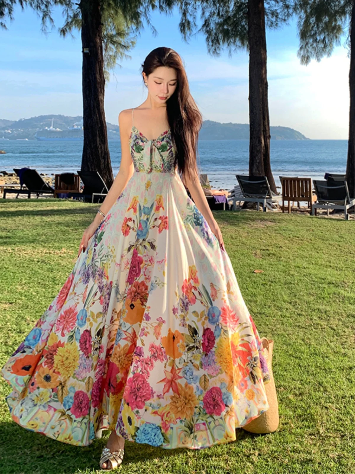 Thailand Seaside Beach Dress Women's Long Flower Dress Bohemian Floral High Waist Chiffon Sling Large Swing Dress Summer 2024