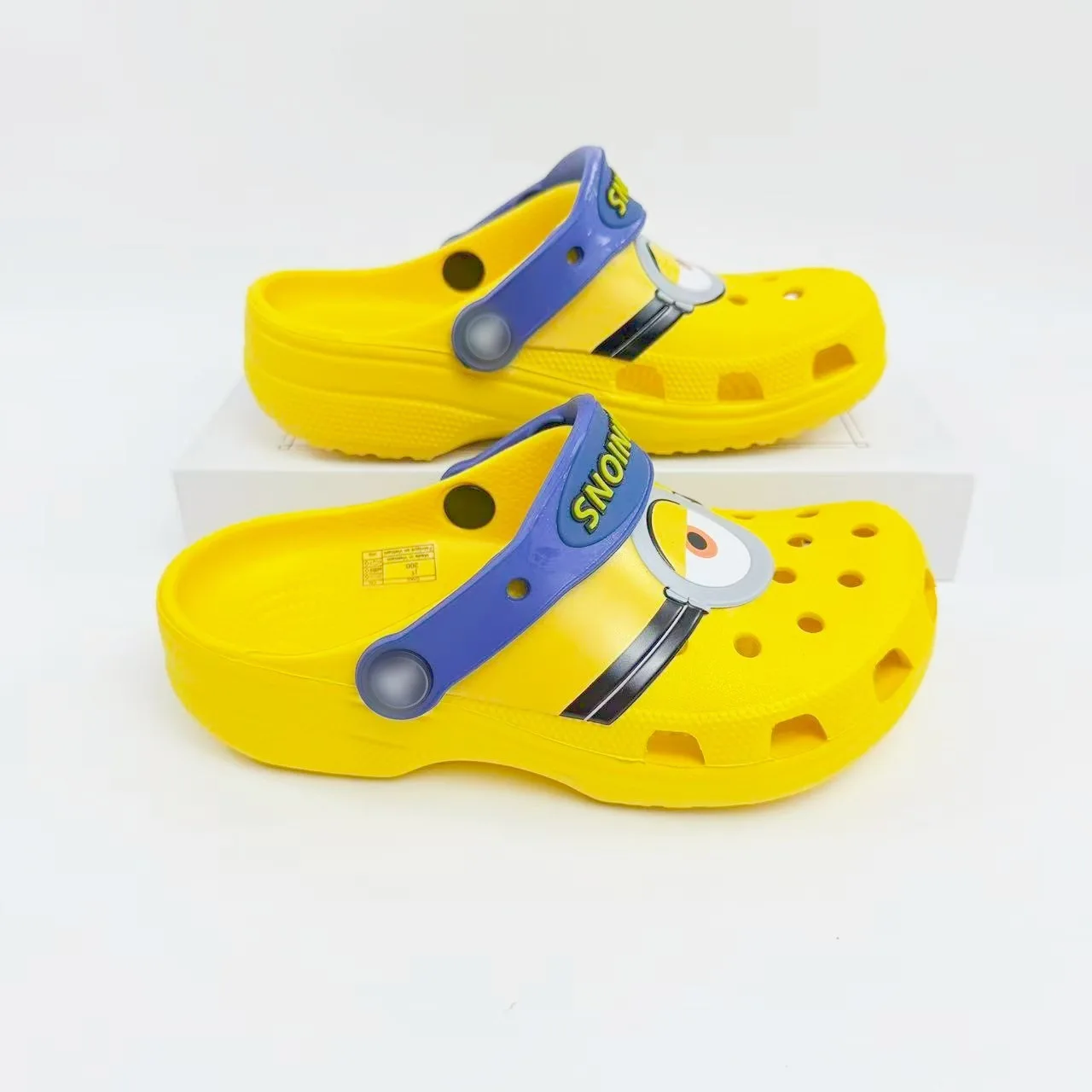Chinelo de Dedo Antiderrapante Minions Big Movie para Praia e Exterior, Sandália de Dedo, Presente de Aniversário.