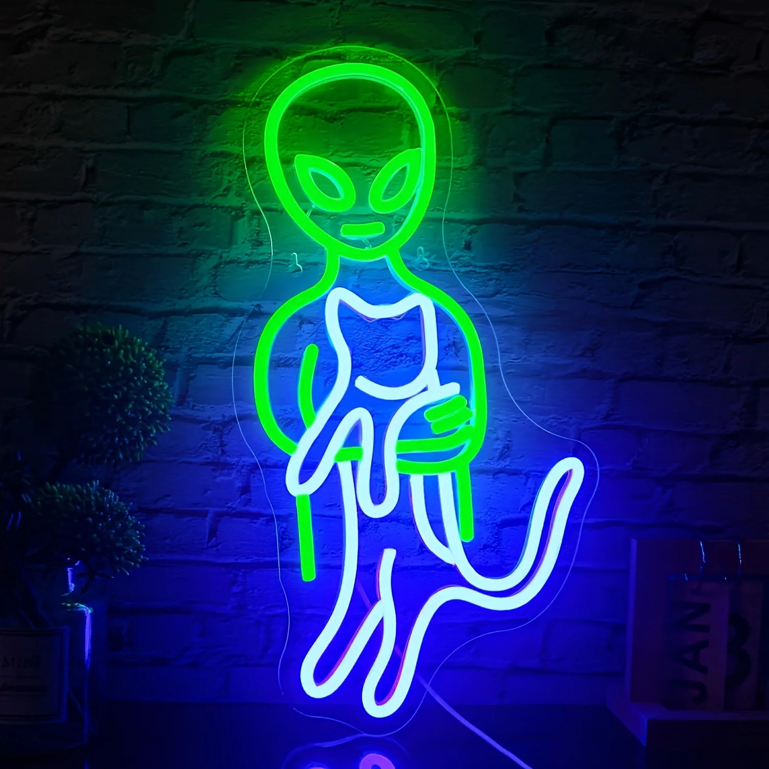 Neon LED Wall Decoration Unique Alien and Cat Neon LED - Adjustable Brightness, USB-powered, Home Decor Wall Decoration