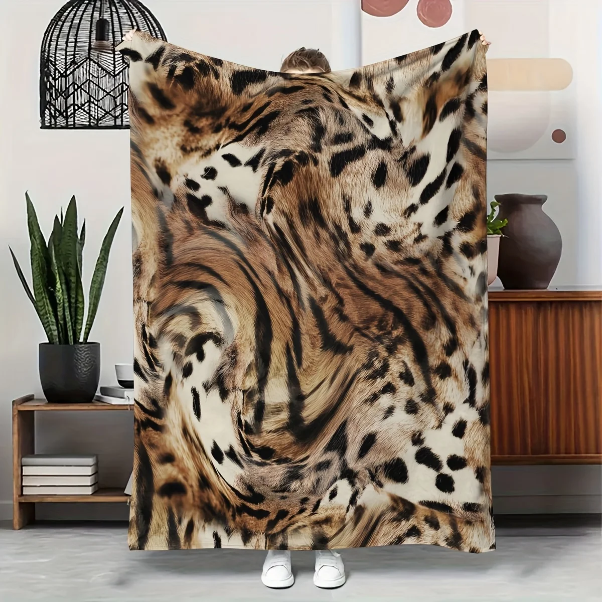 Trendy Leopard Print Faux Fur Texture Blanket, Light Luxury Nap Throw for Office Camping Home Decor Sofa Bed Travel, 1pc