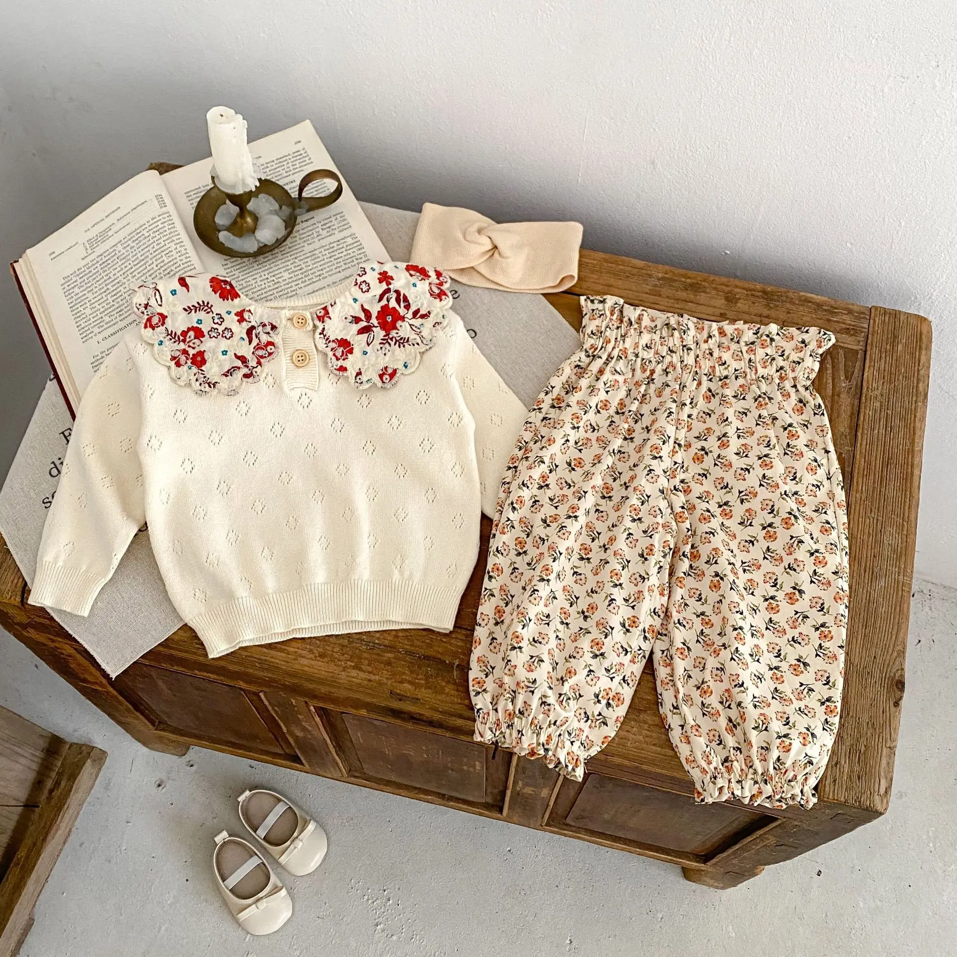 Summer New Baby Pants 0-3 Year Old Girl Baby Fashion Versatile Small Flower Mosquito proof Pants Tie Feet Long Pants