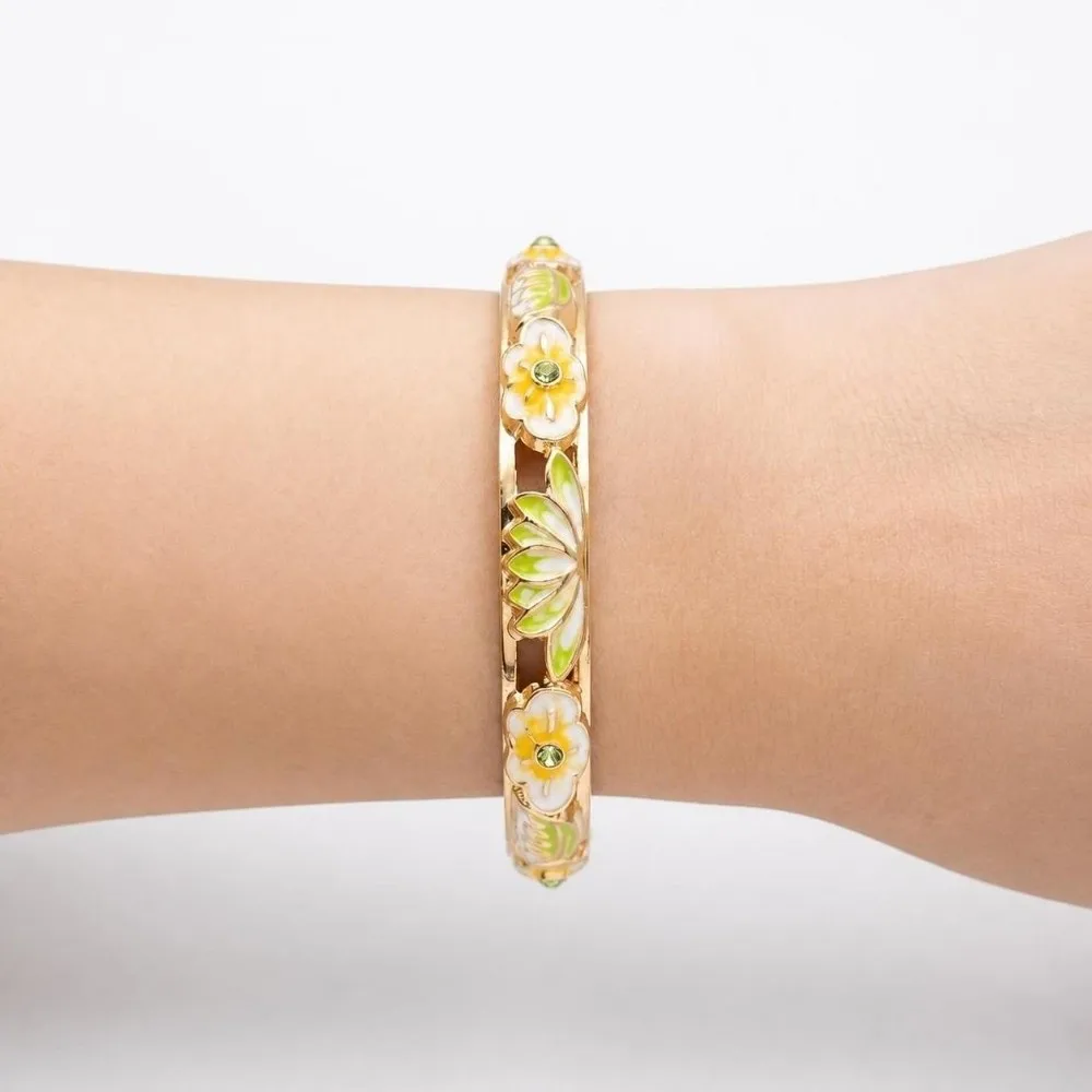 Elegant Enamel Floral Bangle Chinese Style Gold Plated Hollow Out Bangle Rich Colors Electroplating Cloisonne Bangle Ladies