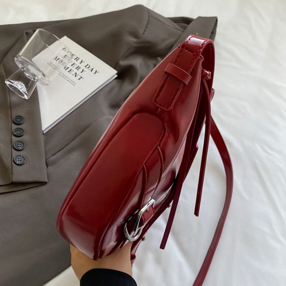 

Женская сумка из искусственной кожи с регулируемым ремешком, модная сумка на плечо, модная сумка на плечо с застежкой-молнией для путешествий на открытом воздухе