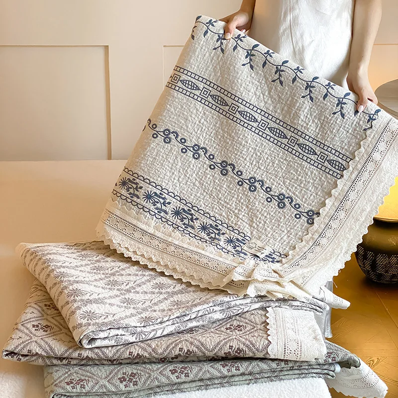 French Vintage 100% Cotton Bedspread on Bed with Lace Trim Quilted Bed Cover Blanket All Season Soft Breathable 3PC Quilt Set