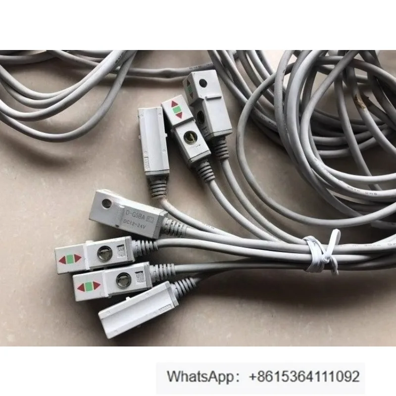 

Магнитный выключатель D-G5BA D-G5BAL 1шт.