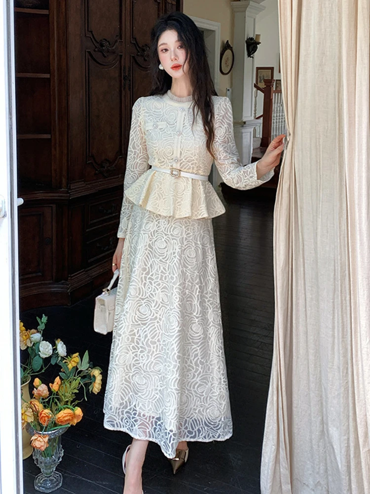 ملابس نسائية حلوة من الدانتيل مُزينة بنقشة الزهور أنيقة للسيدات مكشكشة ورقبة دائرية طقم مكون من قطعتين مع بلوزة وتنورة طويلة على شكل حرف a ملابس خروج خريف جديد