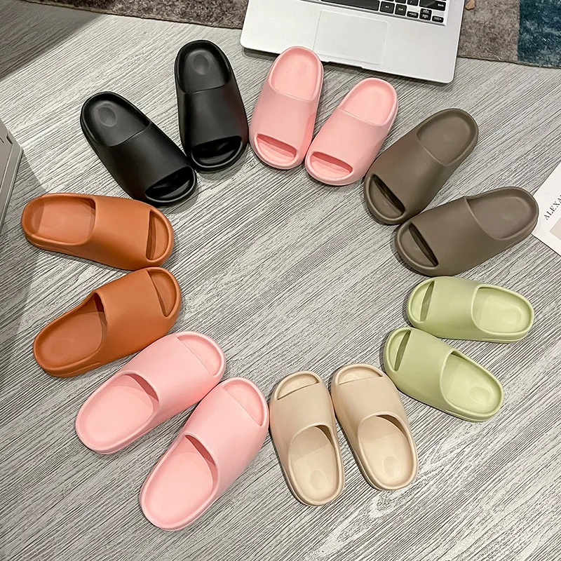 شباشب صيفية للأطفال الصغار خفيفة الوزن للشاطئ للأولاد والبنات صنادل مائية مضادة للانزلاق لأحذية الاستحمام في حمام السباحة