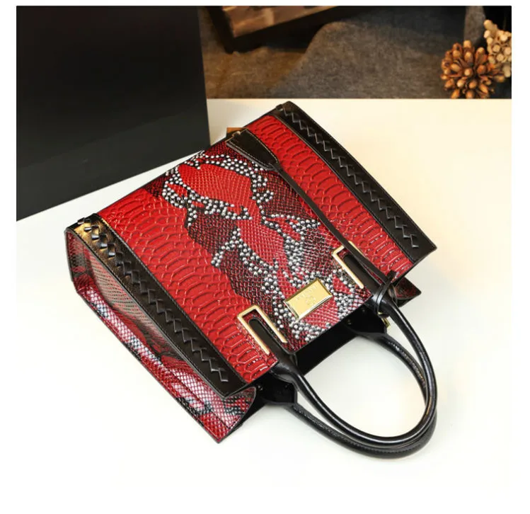 Luxury Cowhide Leather Women Handbag fashion female Serpentine Diamond portable Tote bag ladies shoulder messenger bags 2021 New