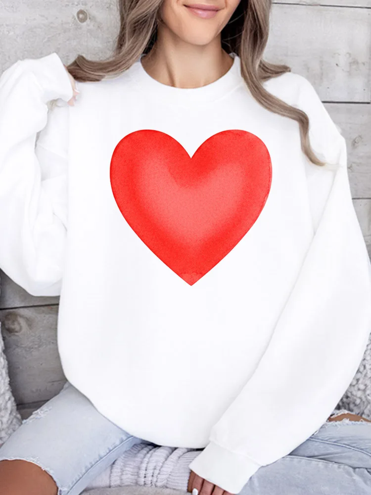 

Женская толстовка с круглым вырезом и красным сердцем, повседневный пуловер с длинными рукавами, свободный крой, для ежедневной носки
