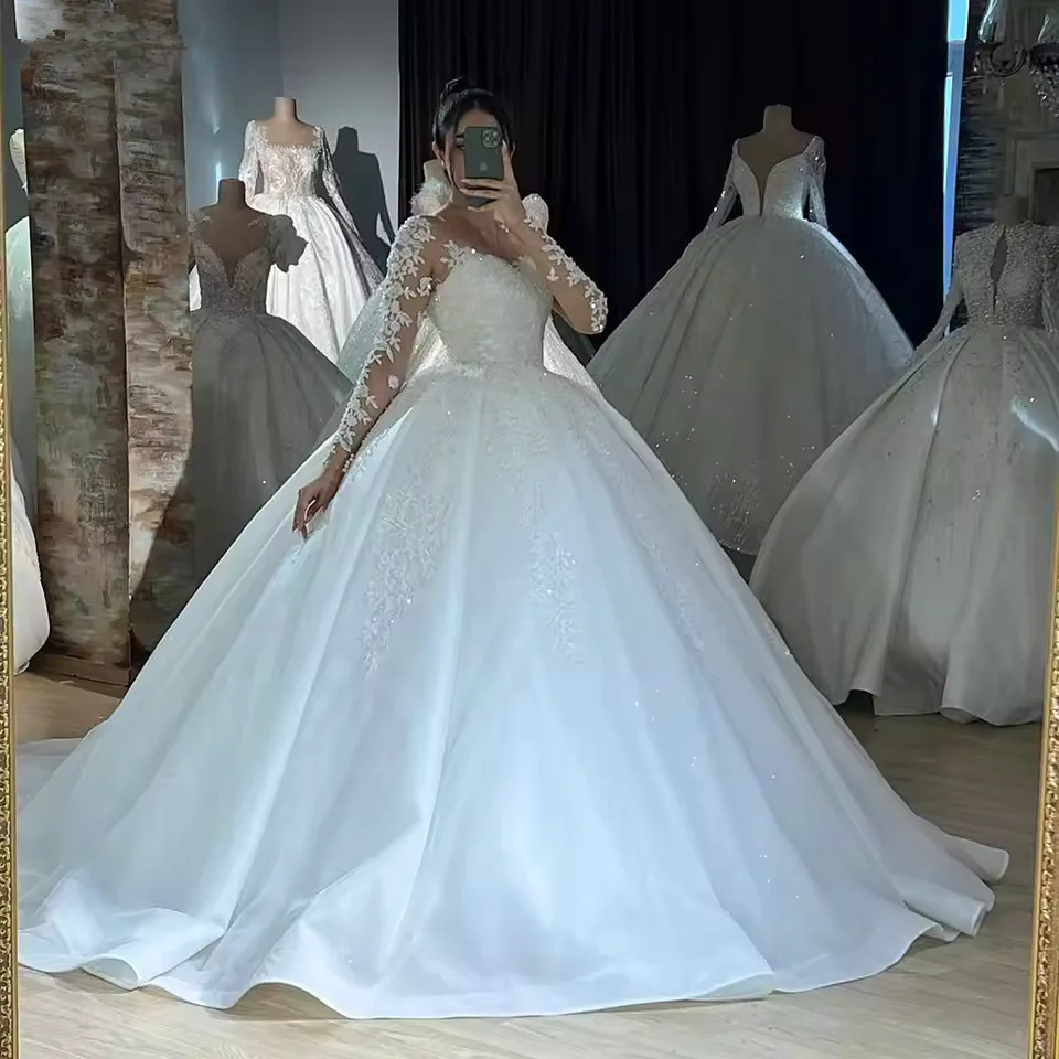 Customized White V Neck Shiny Lace Appliques Wedding Dress 2025 Long Sleeves Ball Gown Lace Up Bridal Gown Vestidos de novia