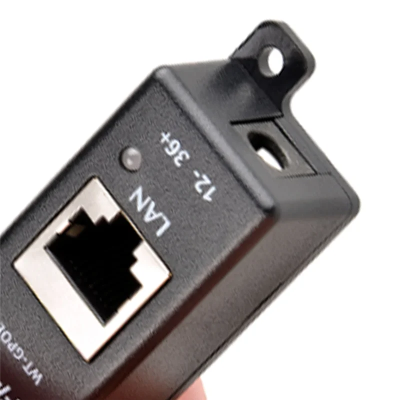 Пассивный однопортовый гигабитный PoE-инжектор Светодиодная индикация данных и режим питания Общий тип A и B Все 4 пары Простота установки Простота в использовании