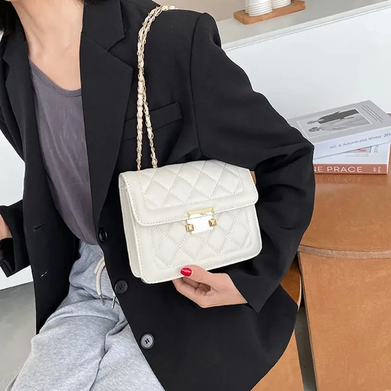 2024 Ladies Square Bag Popular Pu Leather Women\'s Bag Classic Korean Hand Bag Small Square Chain Crossbody Bag