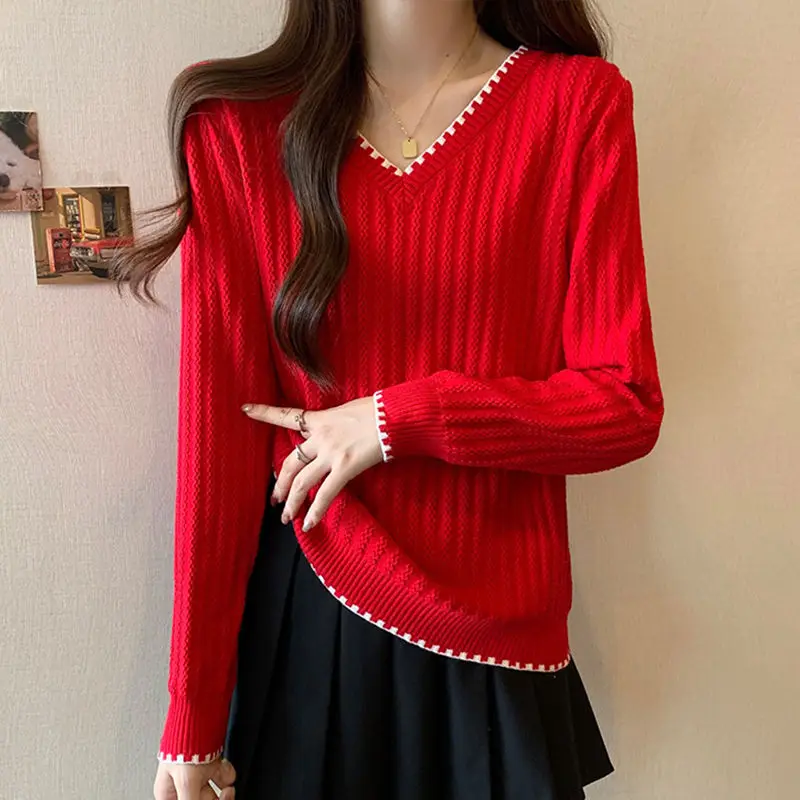 Temperament Sweet Autumn Sweaters Women's V-Neck Jacquard Weave Contrast Color Screw Thread Fashion Loose Long Sleeve Knit Tops