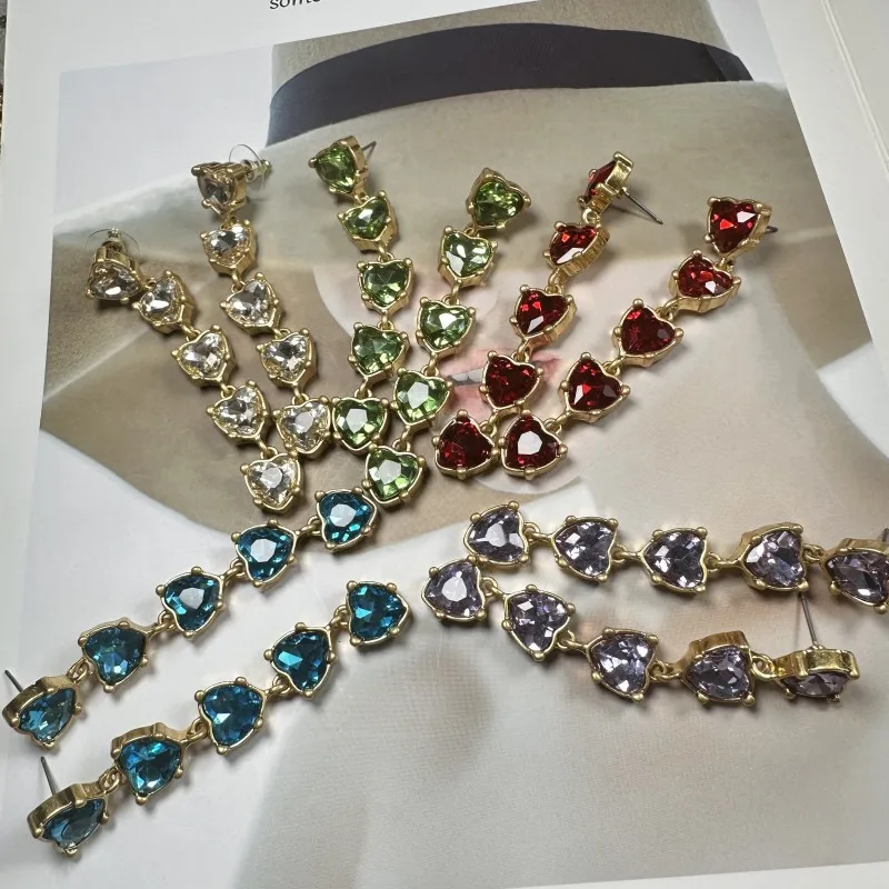 

Os Fashion Street Style Colorful Heart-Shaped Rhinestone Dangle Earrings, Long Drop stud for Women, Party Jewelry