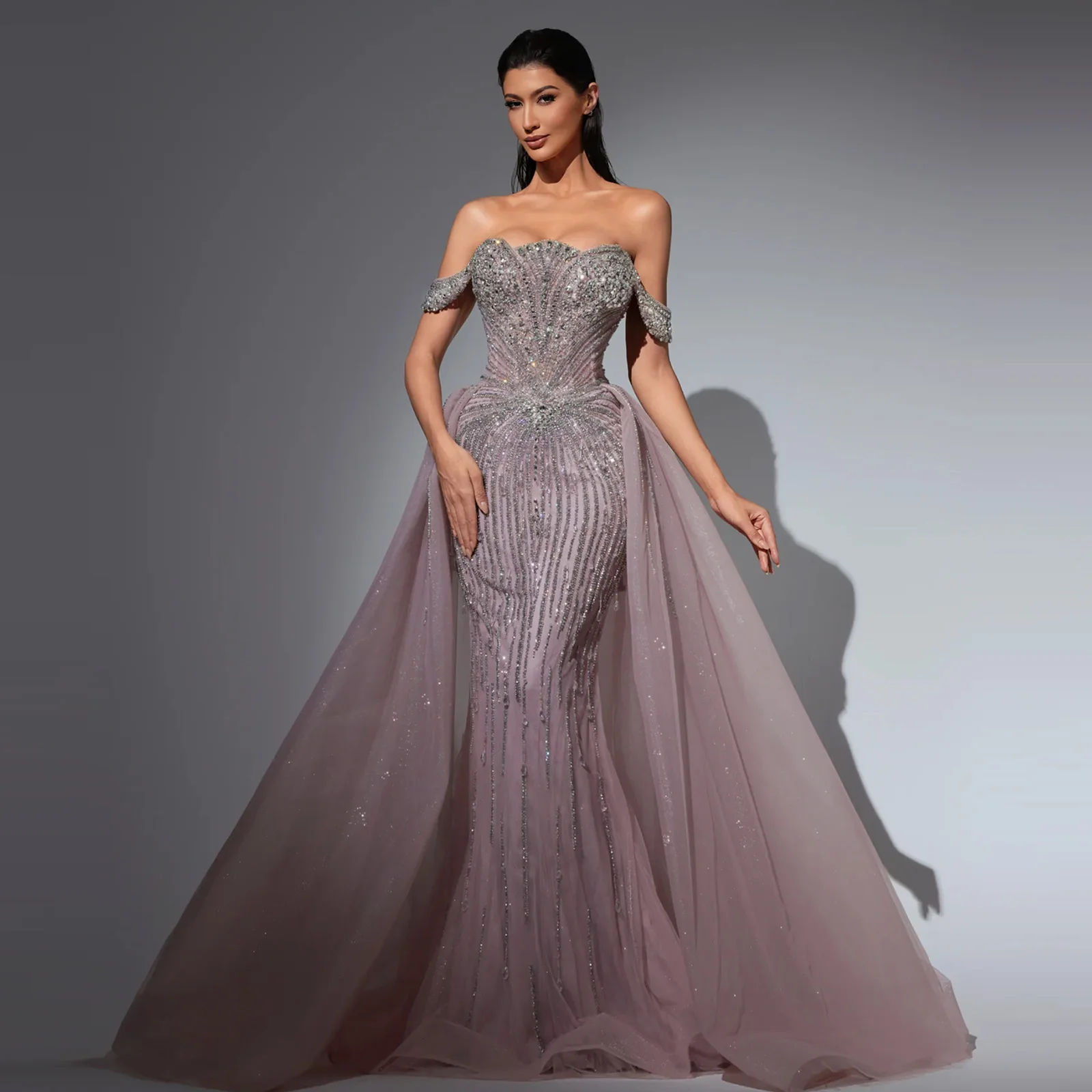 Eshaut&bridal Luxuriöses, perlenbesetztes Meerjungfrauen-Abendkleid mit Überrock, schulterfreies, formelles Ballkleid für Hochzeiten und Partys, maßgeschneidert 2026