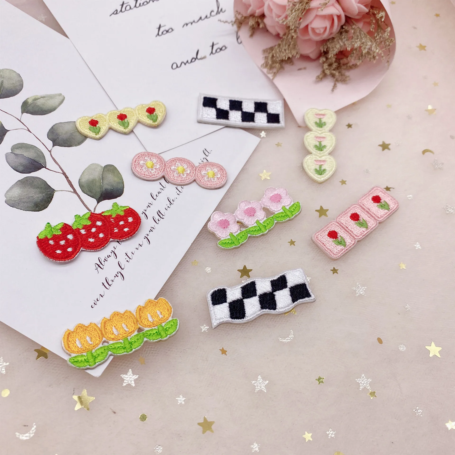 50pcs/Lot Sew Luxury Embroidery Patch Flower Strawberry Checkerboard Shirt Clothing Decoration Hair Accessory Craft Diy Applique