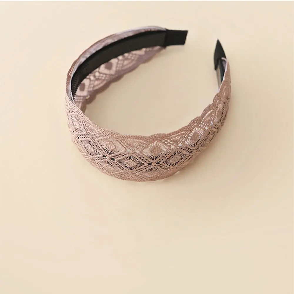 Vintage Elegant Wide Side Hollow Non Slip Wash Face Women Hair Hoop Lace Hairbands Korean Head Wrap Mother Headband