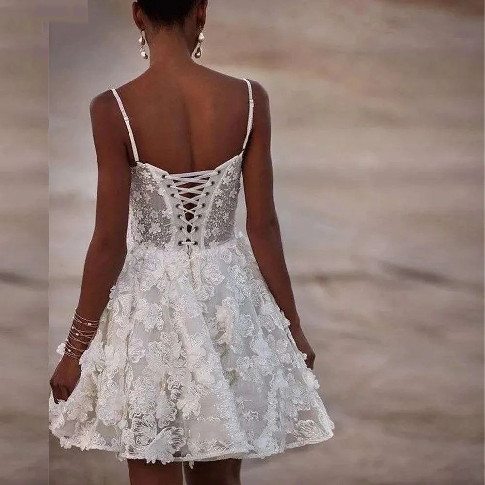 Elegant sexy Short A-line wedding dress Beautiful 3D floral lace Italian Halter Sexy bridal gown Bohemian Beach Party robe