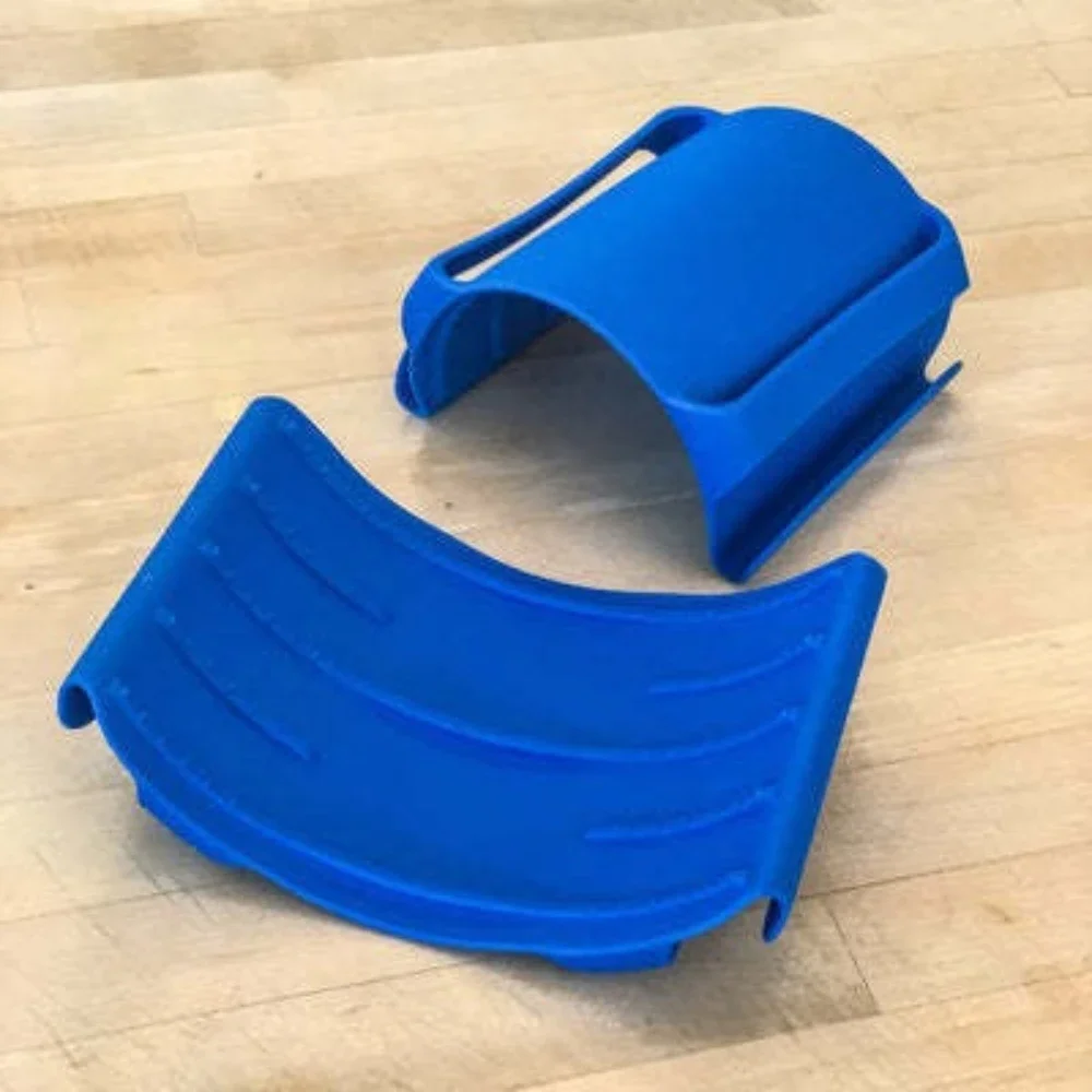 

2Pcs Silicone Anti-scald Non-slip Vegetable Cutting Aid Anti-slip Heat Insulation Clip Cooking Baking BBQ Kitchen Oven Mitts