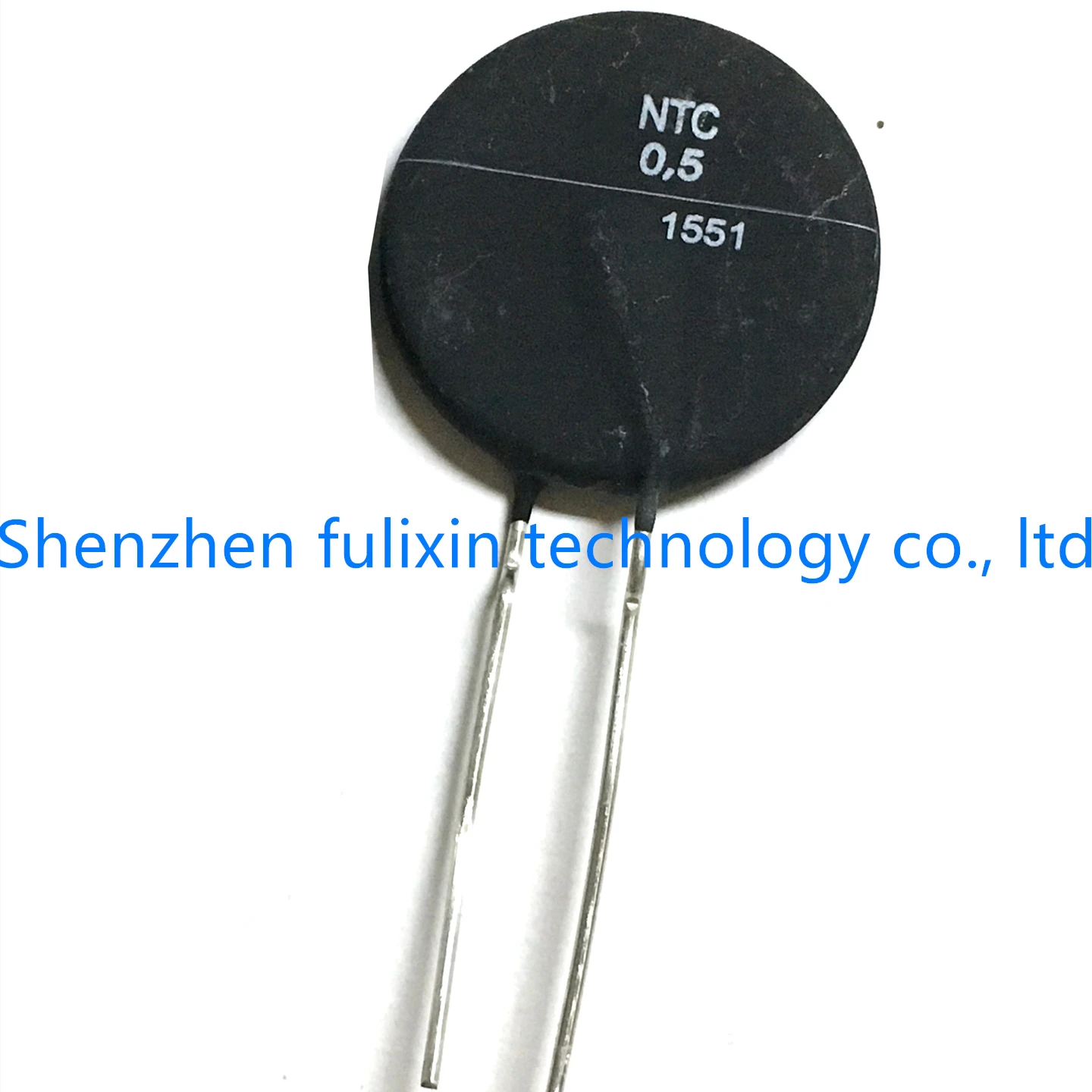 1 ชิ้น B57127P508M301 0.5R 0.5Ω 30A 31 มม. NTC0.5 ตัวจำกัดกระแสไฟฟ้าเริ่มต้น NTC เทอร์มิสเตอร์