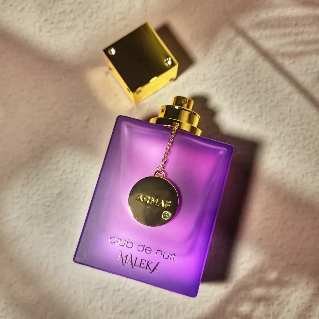 

Armaf Club De Nuit Maleka Духи с личи, порошковым орисом и пралином. Бархатный и изысканный фруктовый цветочный аромат для женщин.
