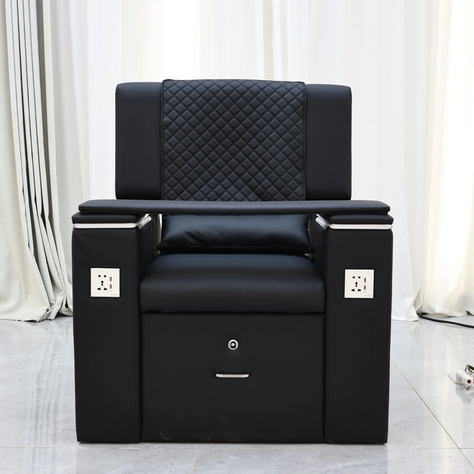 

Nail Salon Sofa, Foot SPA Massage Chair with Automatic Massage, Nail and Eyelash Salon Store Furniture Factory Customizable