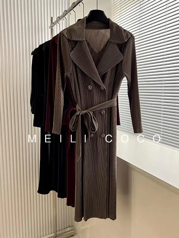 YUDX Fashion Hundred Slim Miyake Pleated Lapel Women's Trench Coat 2024 Autumn and Winter New Solid Color Lacing Design Jacket