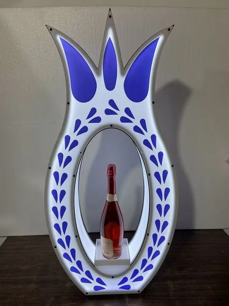 

October Hot Sell Cusomized Logo Display LED Light Bottle Presenter Wine holder