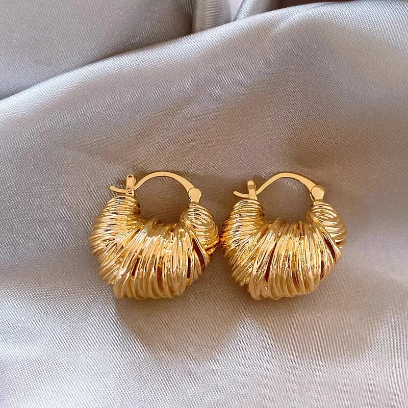Korean new design jewelry jewelry 14K gold plated metal croissant texture earrings elegant women's daily work accessories