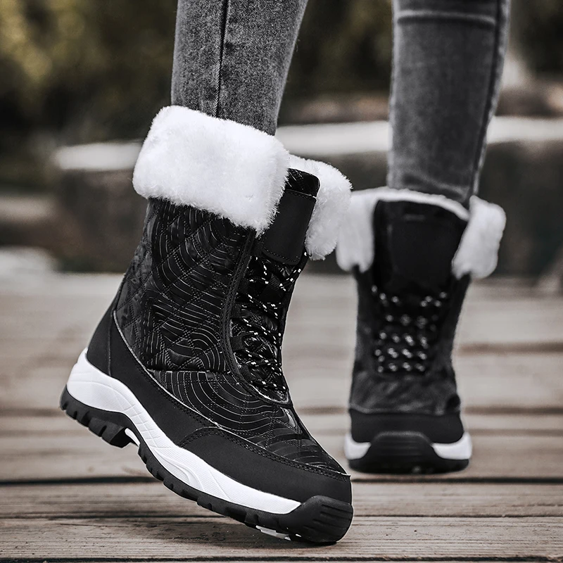 

Winter Snow Boots Women High Top Lace-up Outdoor Warm Soft Plush Hiking Shoes Women Anti-slip Thick-soled Women Shoes