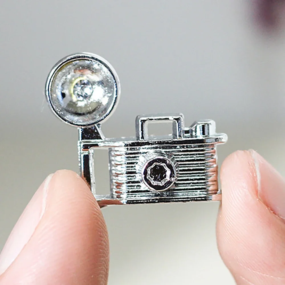 1/12 Doll House Miniature Metal Camera Simulation Furniture Model Toys for Mini Decoration Dollhouse Accessories