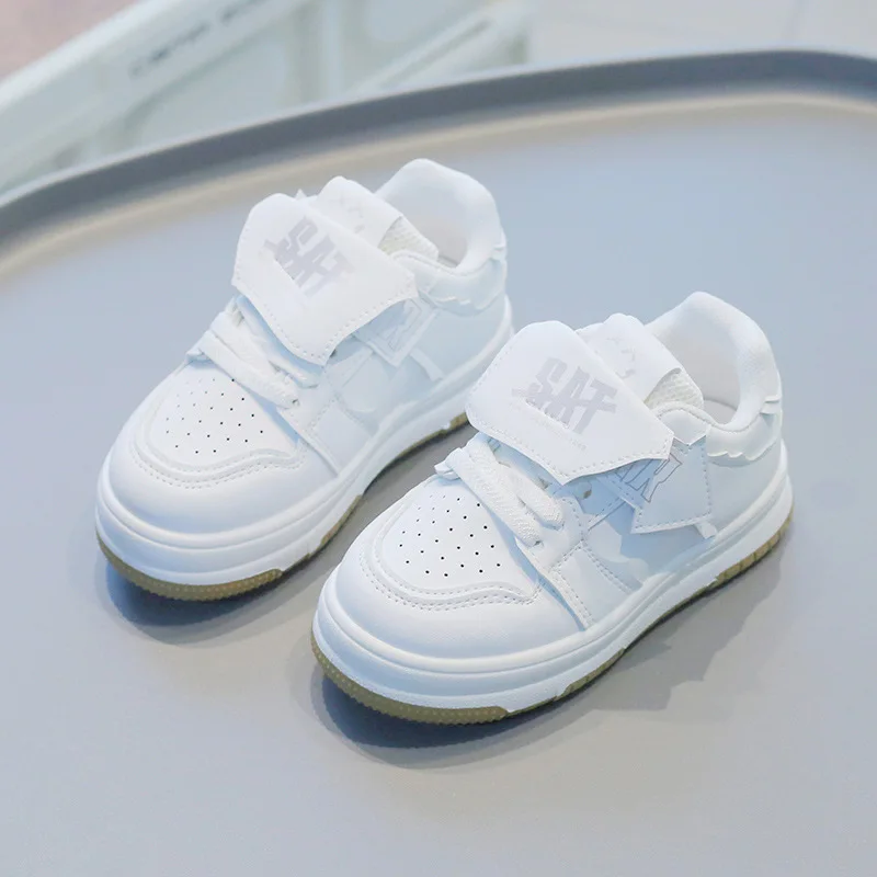 Children's white shoes2024Spring and Autumn New Boys' Casual Sneakers Lightweight Girls Sneaker Soft-Soled Baby Shoes