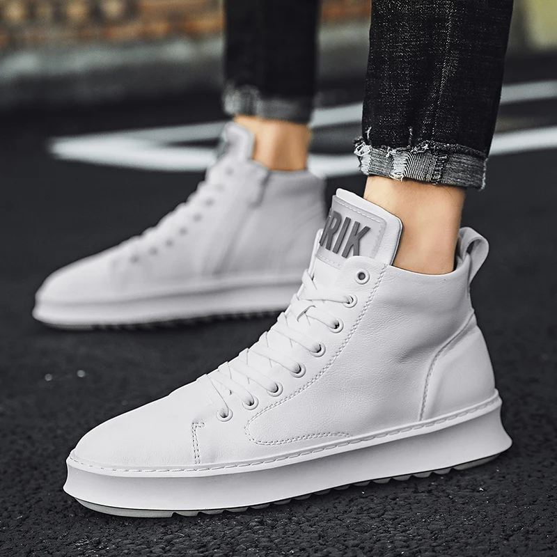 Winter High Top Sneakers Men Fashion Casual Design White Men's Skateboard Shoes High Quality Leather Classic Brand Sneakers Men