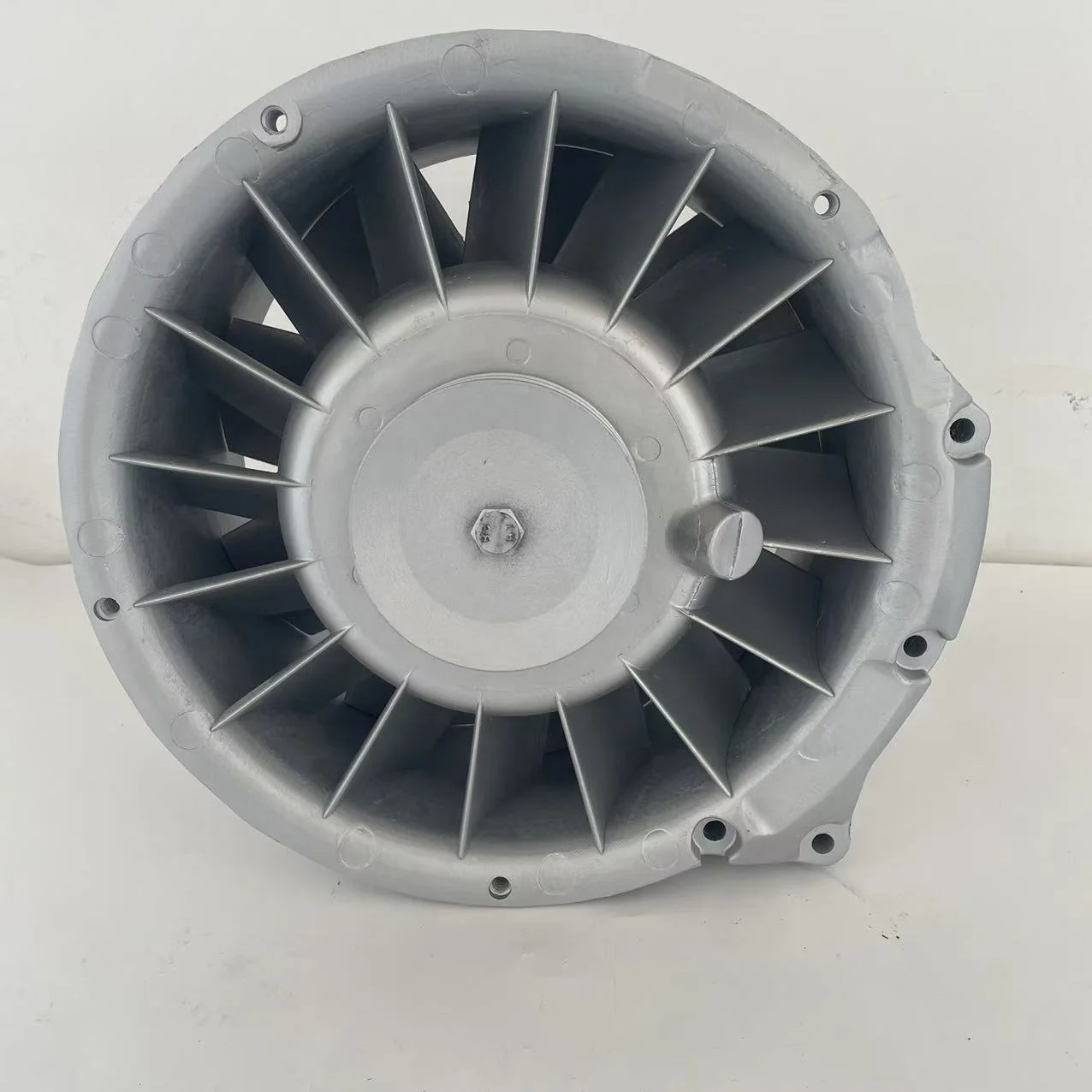 

BF6L914/BF4L914 BF6L913/BF4L913 Cooling Fan Part Number 04158983 02232733 02233560