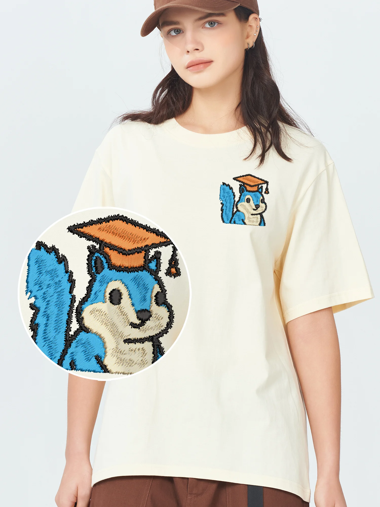 

Wearing Graduation Cap Squirrel Embroidered T Shirts Luxury Clothing Men Women High Quality Fashion Embroidery T-Shirt​
