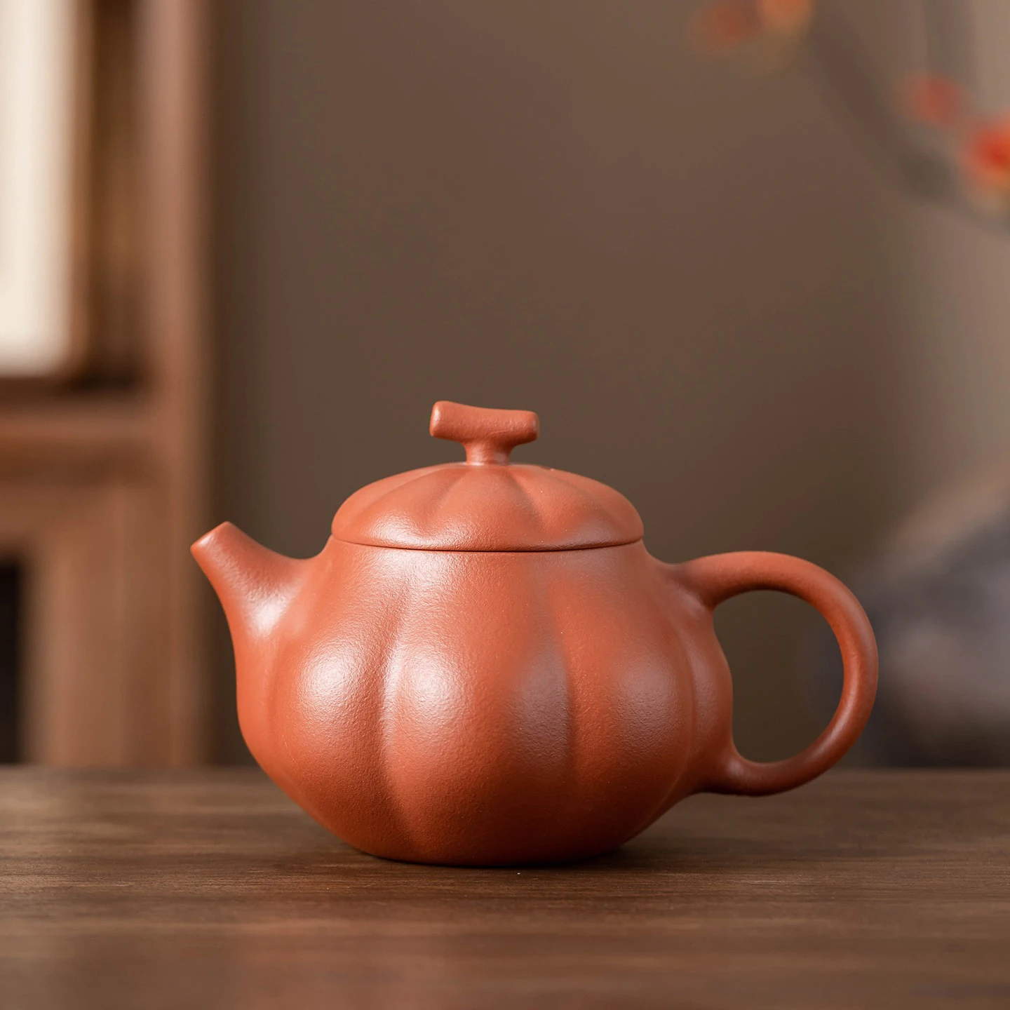 

Yixing Original Mineral Purple Clay Pumpkin Pot Small Capacity Pure Handmade Teapot 2025 New Tea Set Home Tea Pot