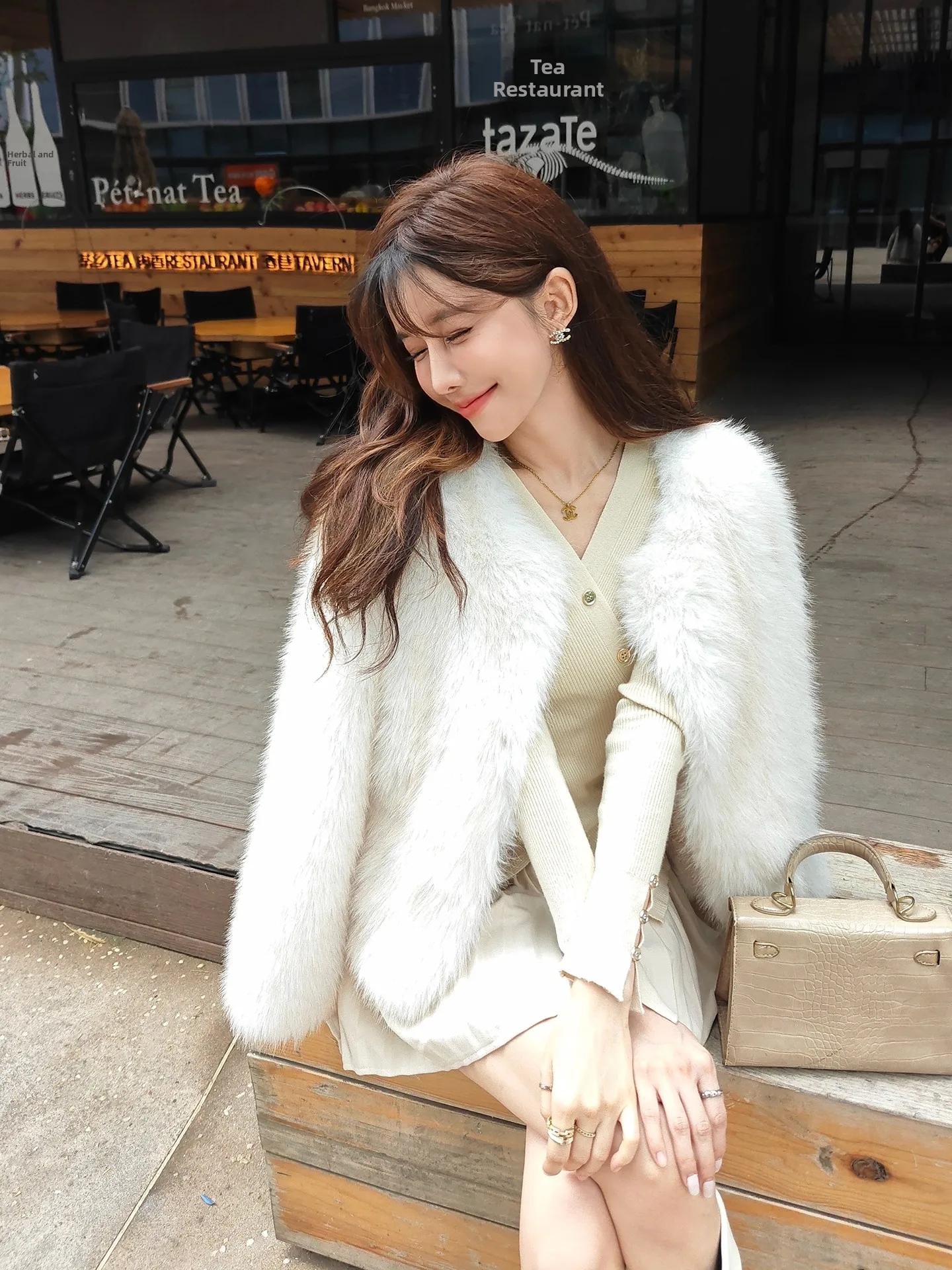 

Warm Fur Coat Short Style Women's Korean High-End Simulation Eco-friendly Leatherwear Jacket Daily Wear Comfortable Bunting