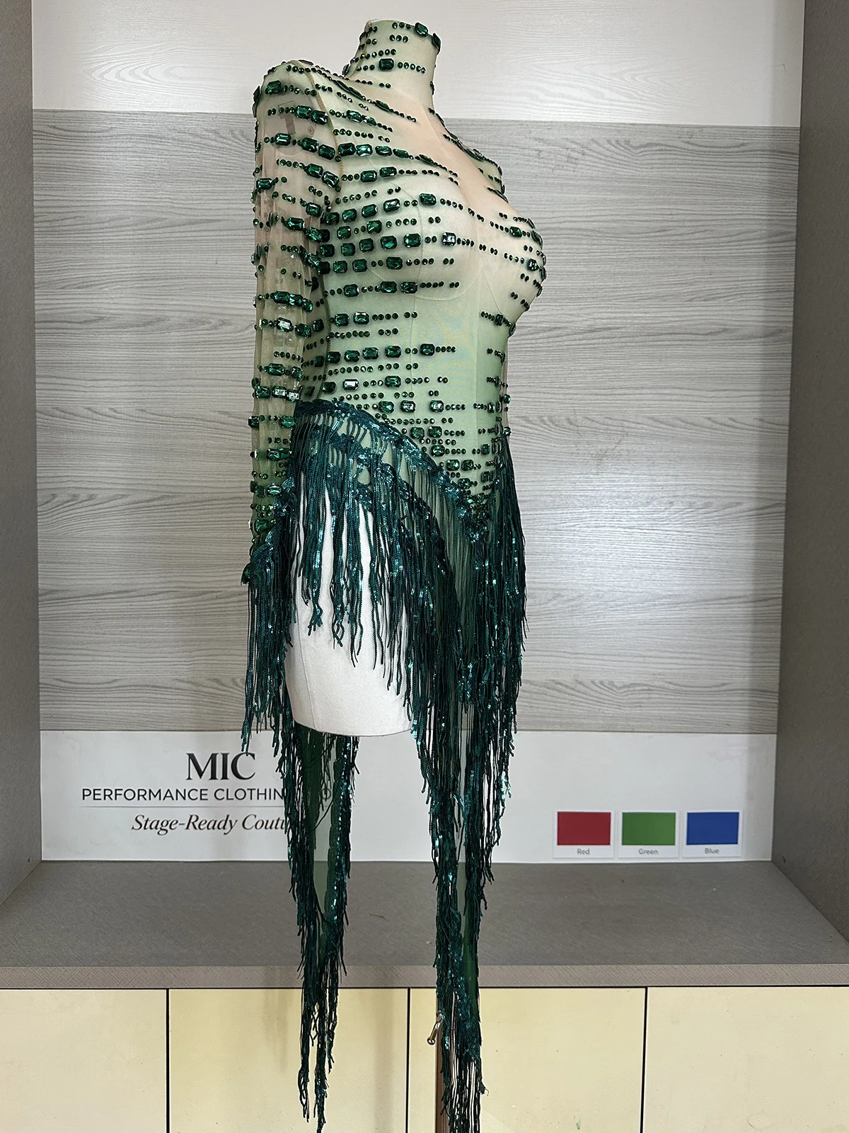 Women Emerald Green Rhinestone Fringe Mesh High Neck Long Sleeve Hi-Low Dress Showgirl Stage Costume Drag Queen