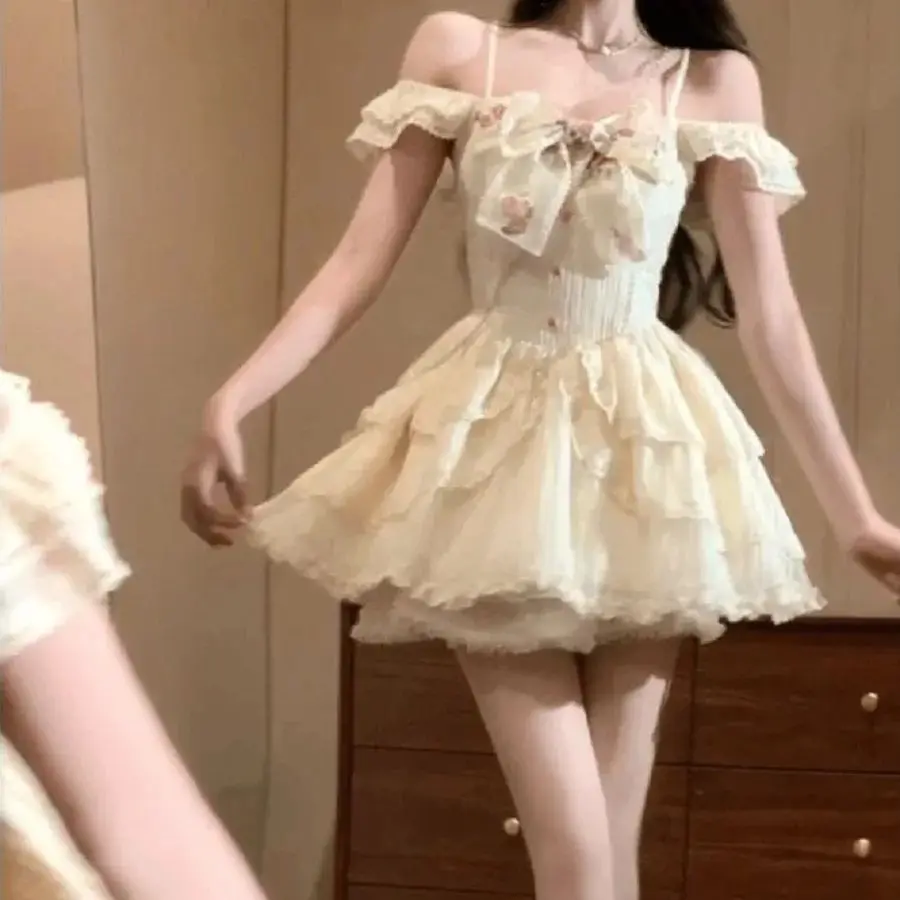 

Pure Lust Style Lace Splicing Heavy Industry Little Fly Sleeve Princess Dress Women Summer Waist-Hugging New Short Skirt