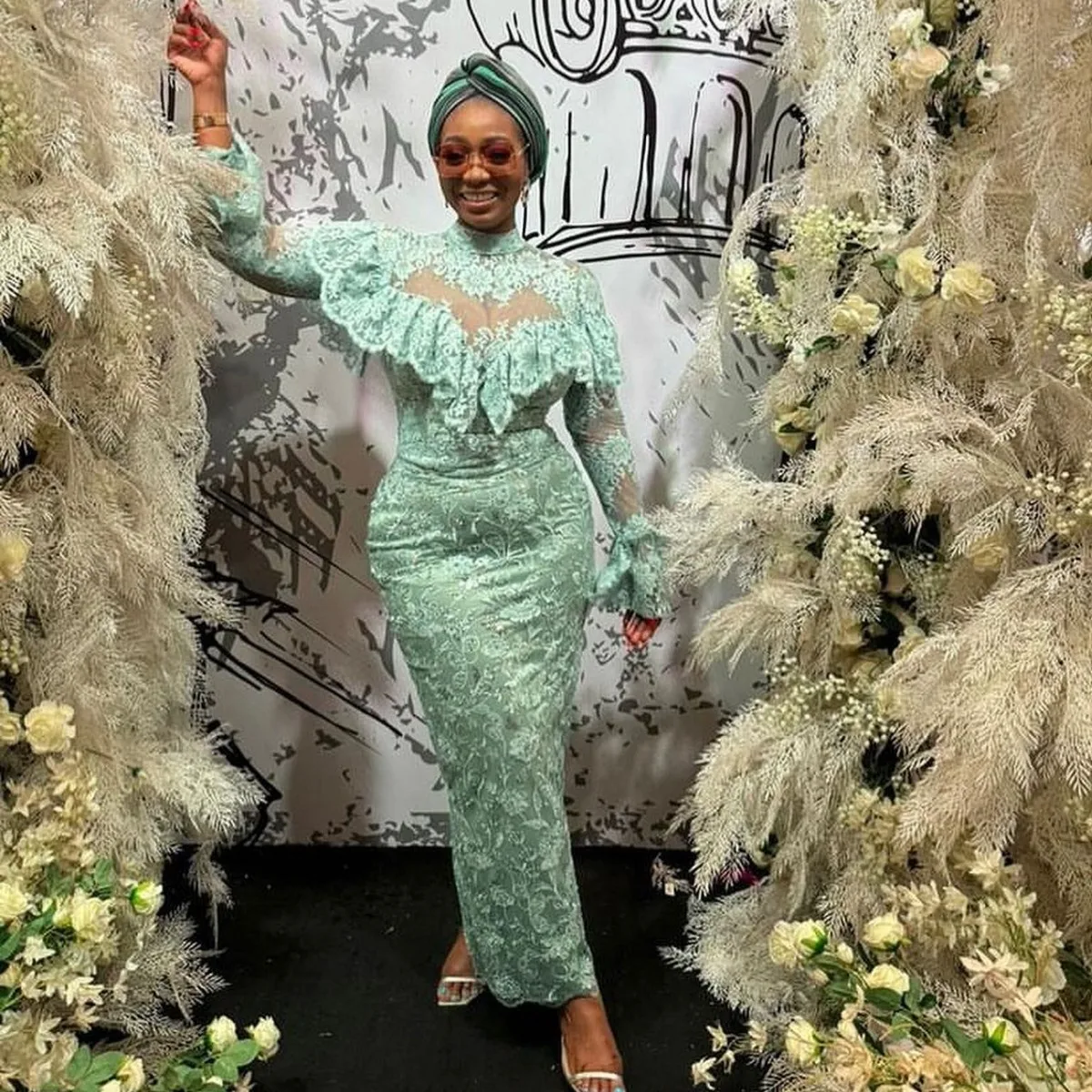 Green Lace Mermaid Evening Dresses With High Neck Long Sleeves Prom Gowns Back Slit  African Women Wedding Reception Dress