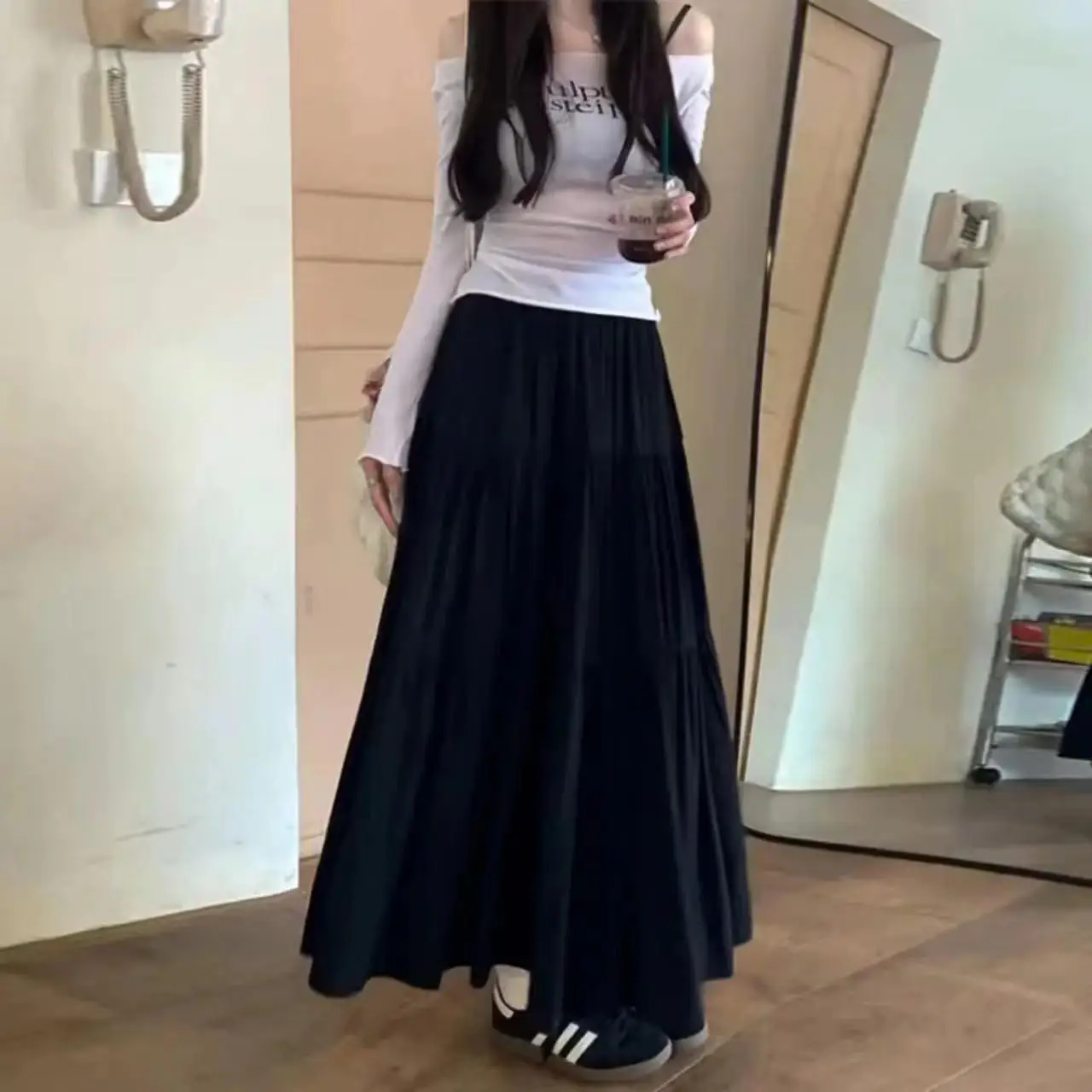 Women's Tiered Maxi Skirt, Casual Flowy A-Line Long Skirt with Elastic Waist, Boho Ruffled Swing Skirt for Spring & Summer