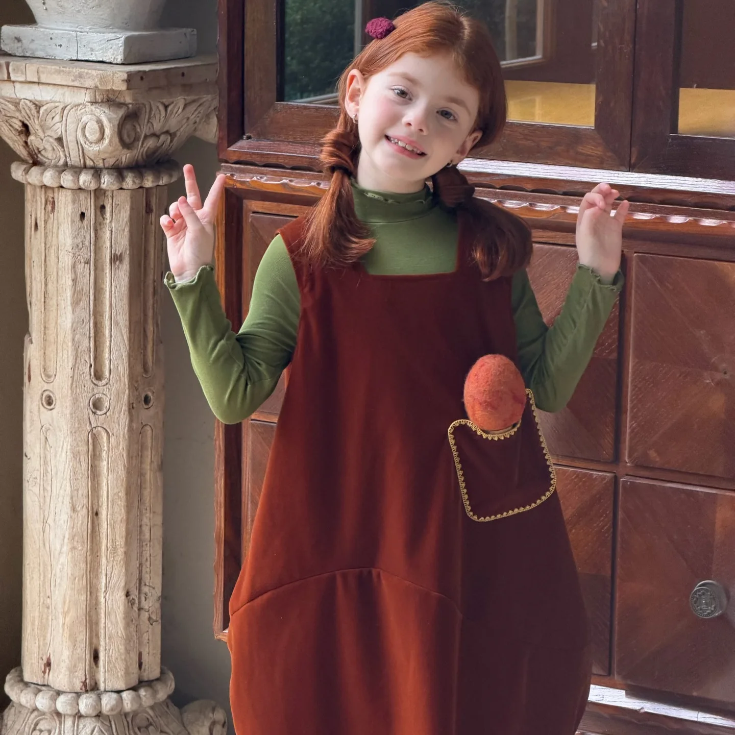 Korean Children's Clothing 2026 Autumn New Girls' Dress Forest Sleeveless Vest Skirt Patch Bag Flower Bud Skirt