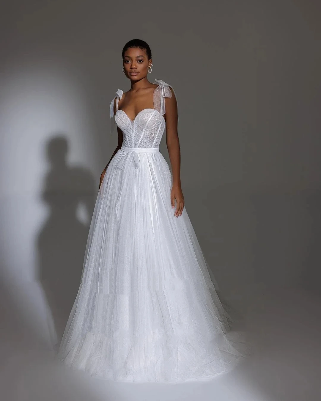 2024 squisiti abiti da sposa a-line Sweetheart maniche a sbuffo abiti da sposa Appliques di pizzo abiti su misura De Noiva W10375