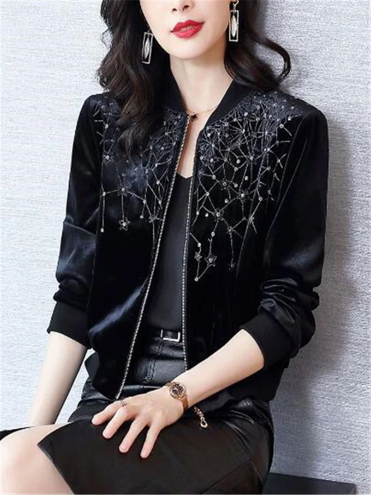 Golden Velvet Short Coats Women Jackets O-Neck Zip Outwear New Black Versatile Casual Loose Woman Coat Embroidered Female Jacket